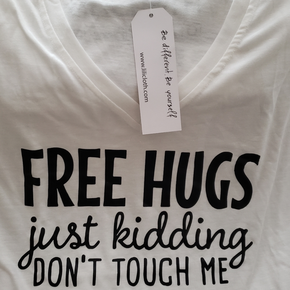 White tee - Picture 2 of 5
